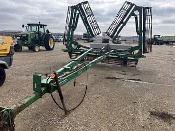 Main image John Deere 200